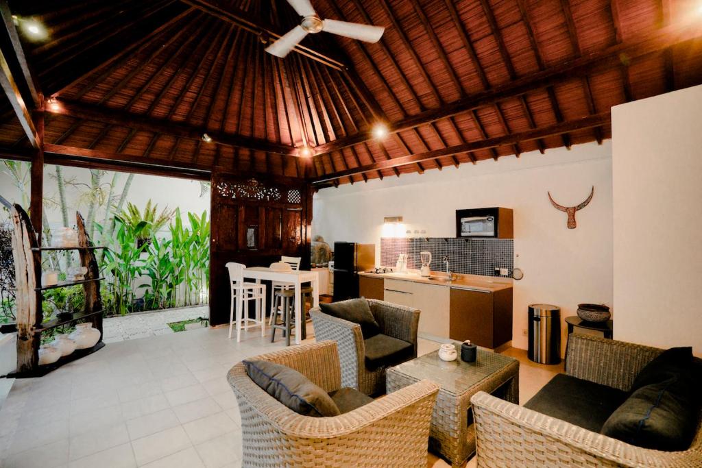 Villa Dewi photo