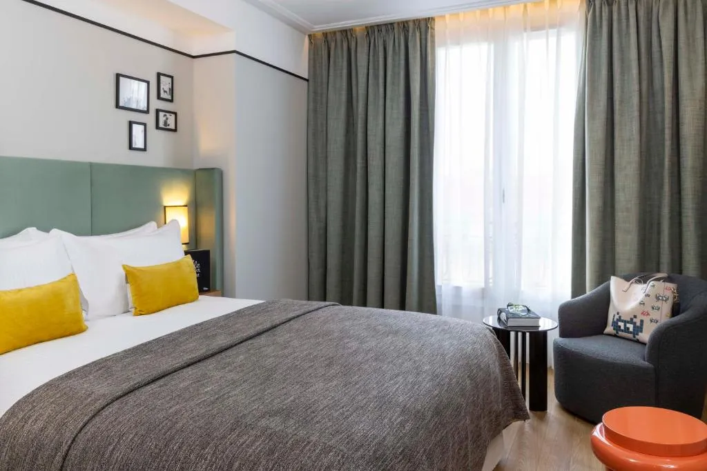 Hotel Le 37 Bis，位于塞纳河畔讷伊的酒店
