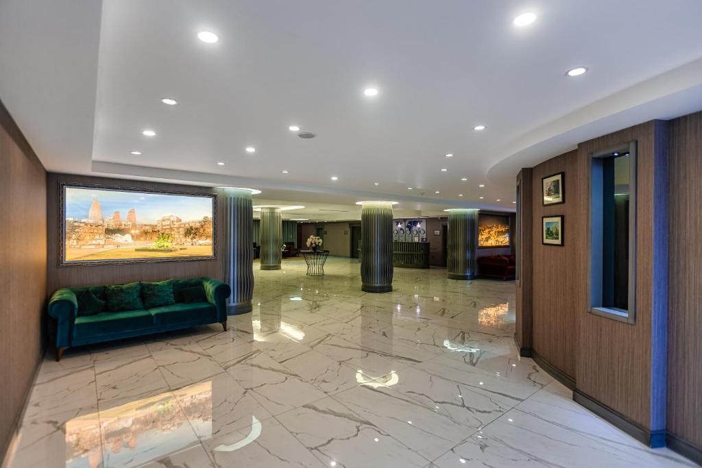 Sky Hotel Baku photo