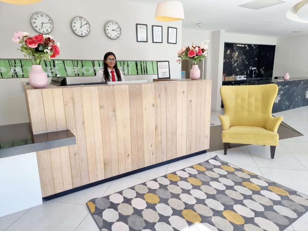 アクシオム パーク ホテル (Axiom Park Hotel) フロント・ロビー