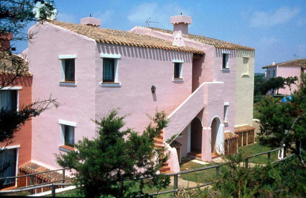 Punta de Su Turrione Apartment Sleeps 4 with Pool and WiFi img16