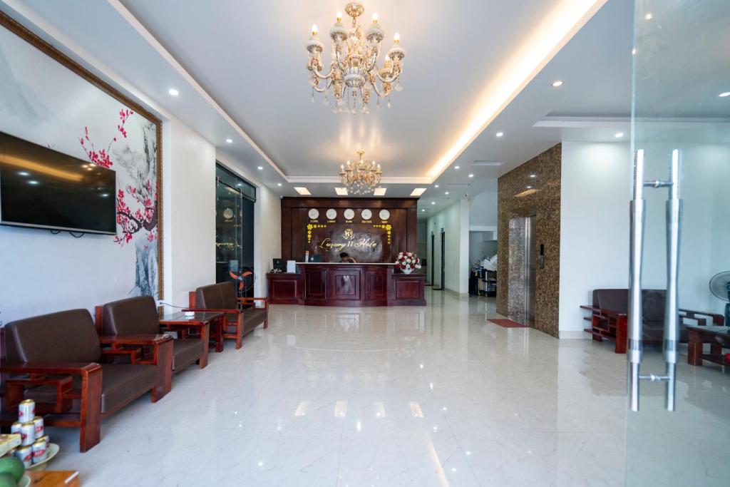 Luxury II Hotel