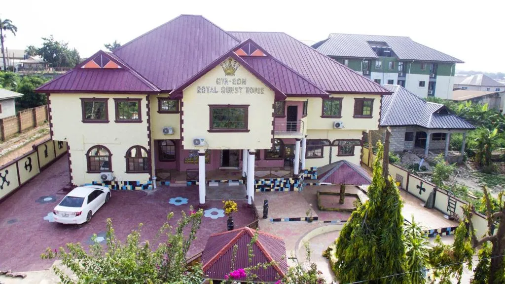 Gya-son Royal Guest House, hotel in Kumasi