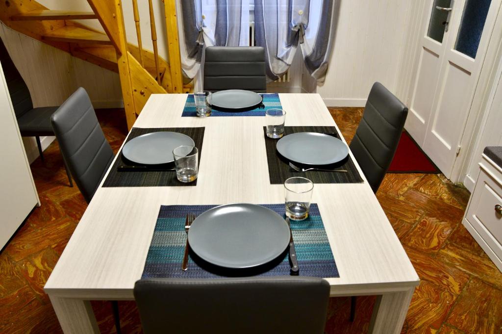 Casta House - 2