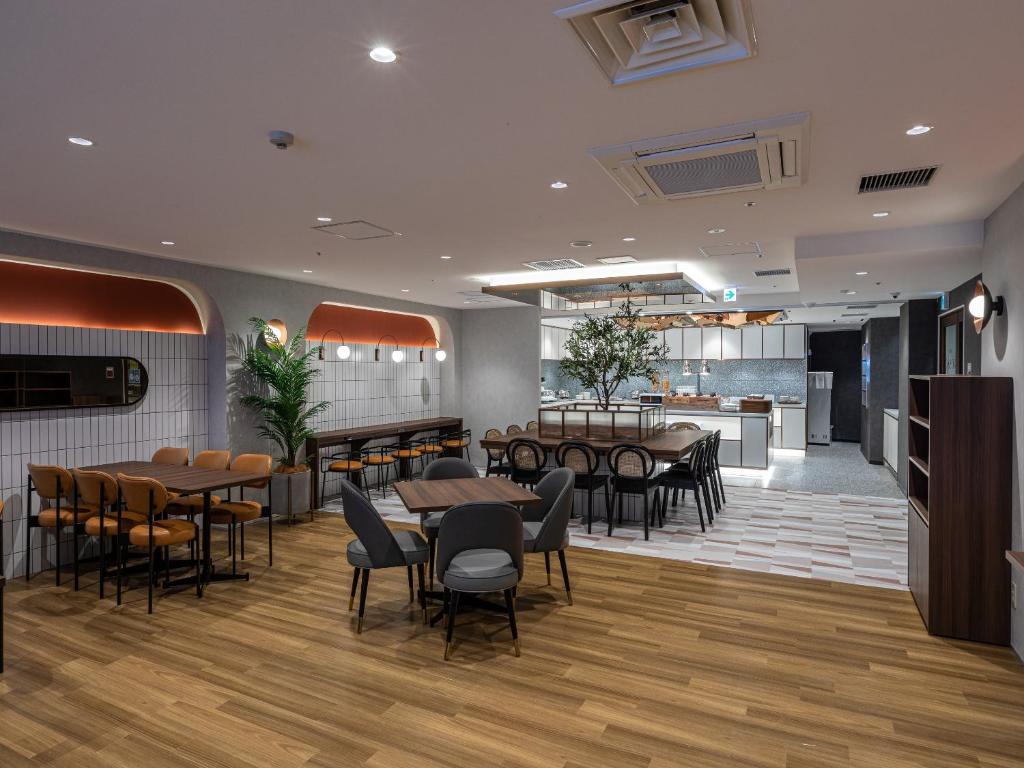 神戶廣場飯店 (Kobe Plaza Hotel)