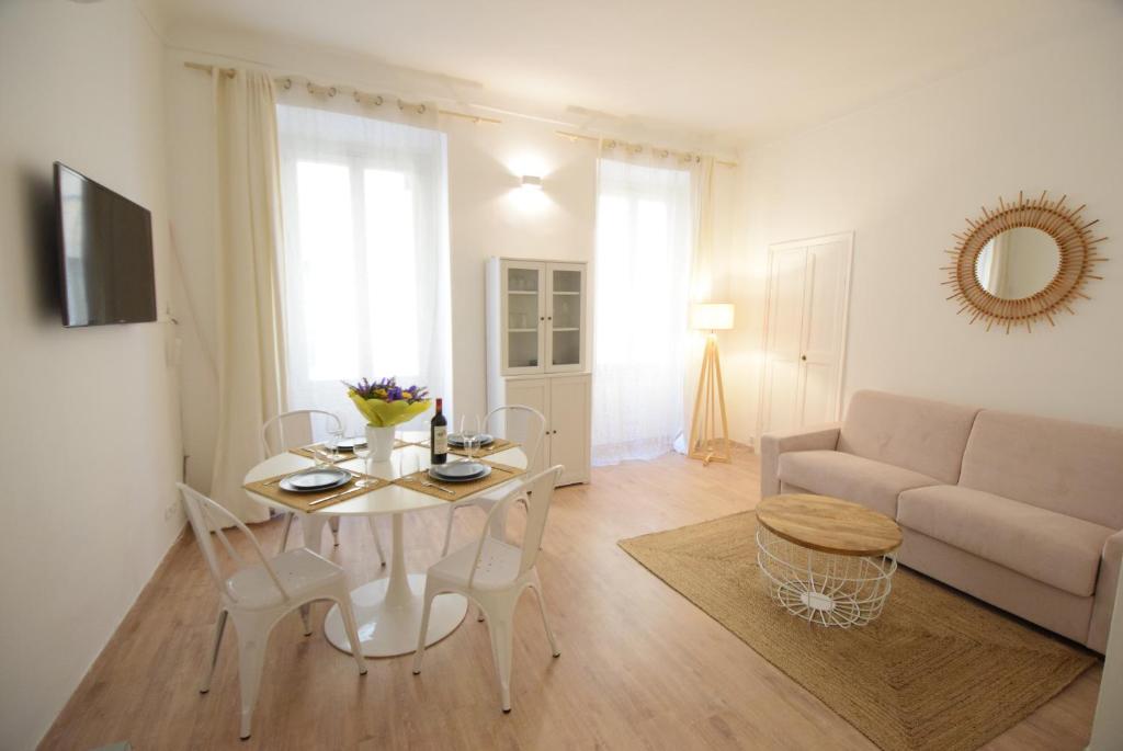 Nice Renting - BARILLERIE - COZY LOFT OLD NICE - SEA FRONT - SALEYA - MASSENA - 2