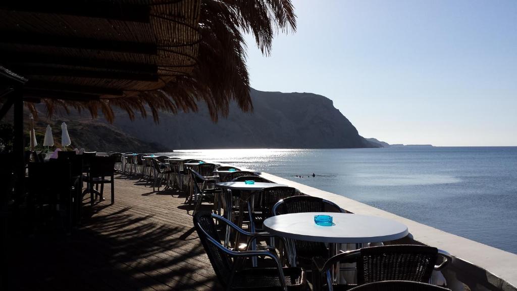 Crystal Beach Hotel — Restaurant & bars in Kalamaki (Zakynthos), Ionian Islands