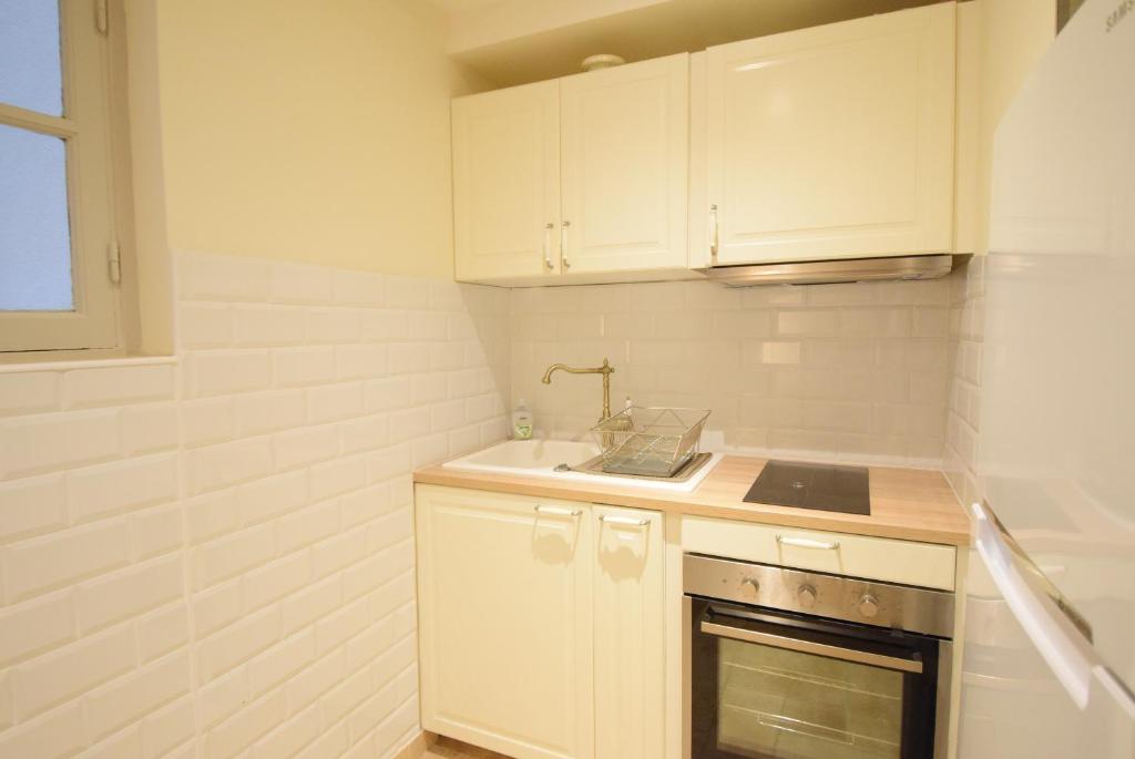 Nice Renting - PAIROLIERE - SPACIOUS FLAT - OLD NICE - MASSENA - TERRACE - 3