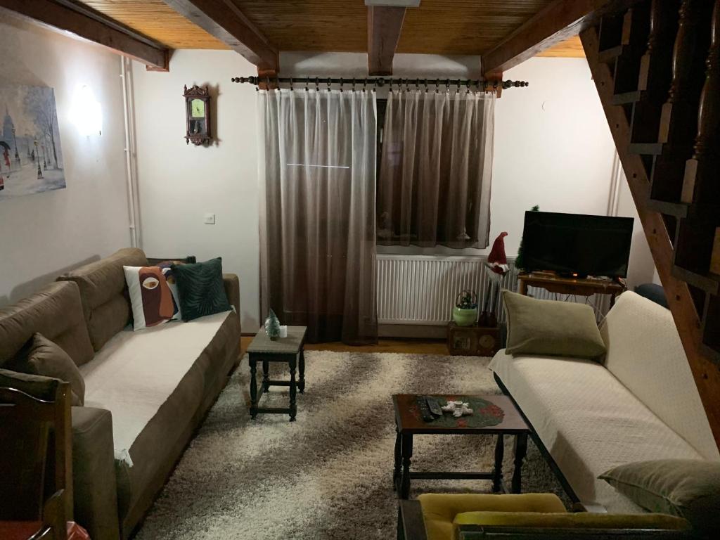 Vikend kuća Čairović - 4