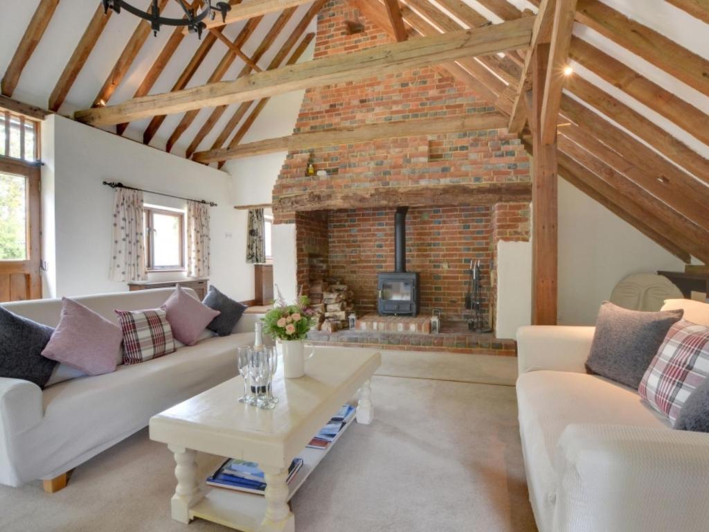 Holiday Home Warbleton Manor