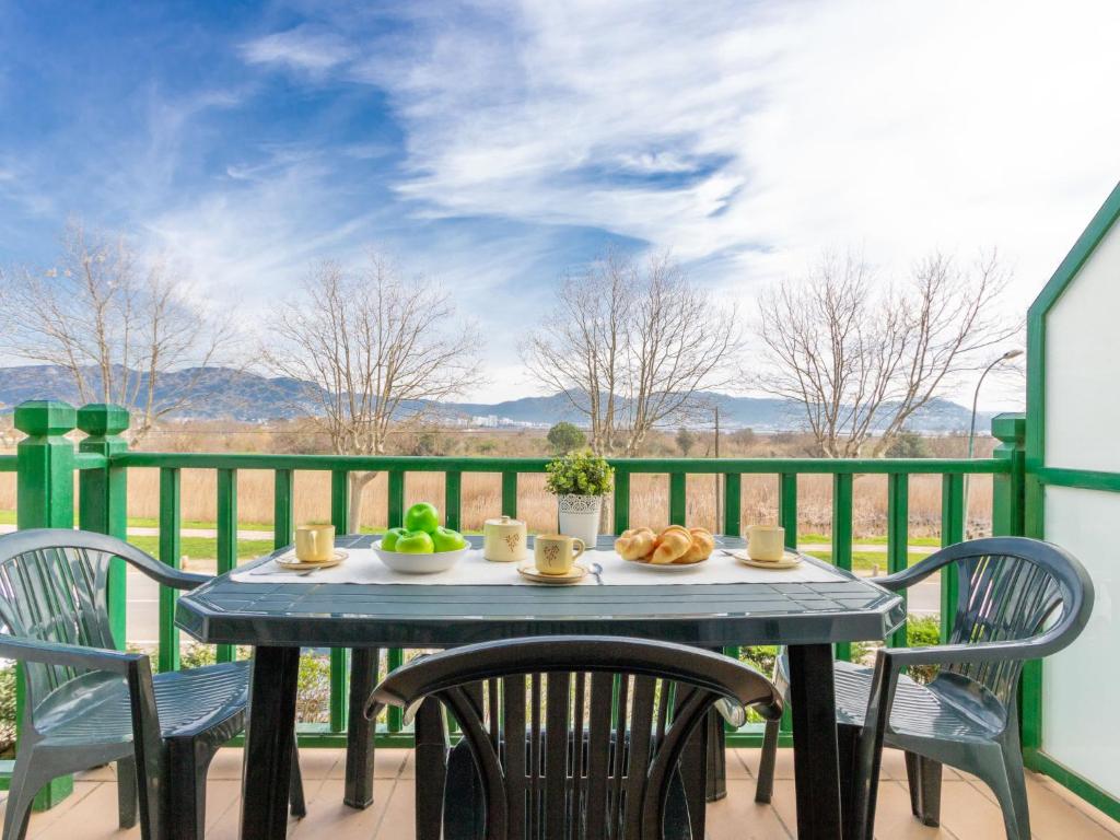 Apartment Port Ducal-2 by Interhome, Empuriabrava