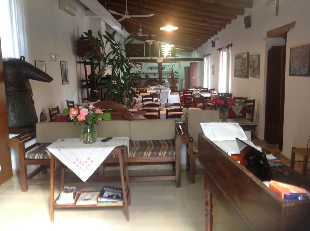 Oasis Guesthouse photo