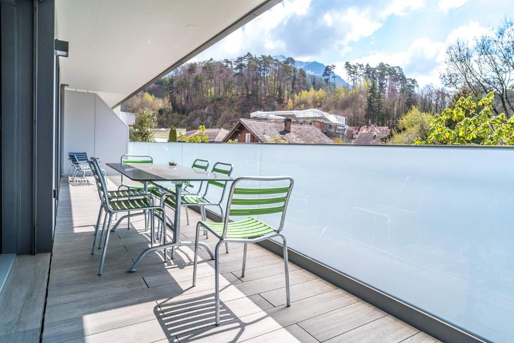 Balcony/terrace, Apartment Gansebluemli - GRIWA RENT AG in Interlaken