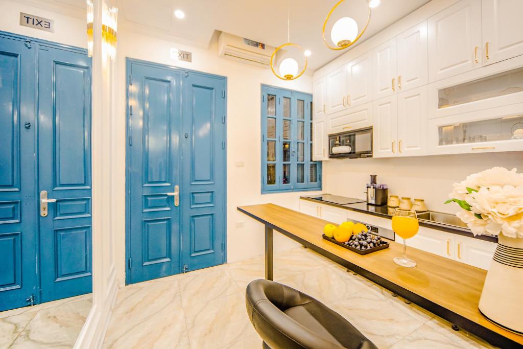 Opera House Suites