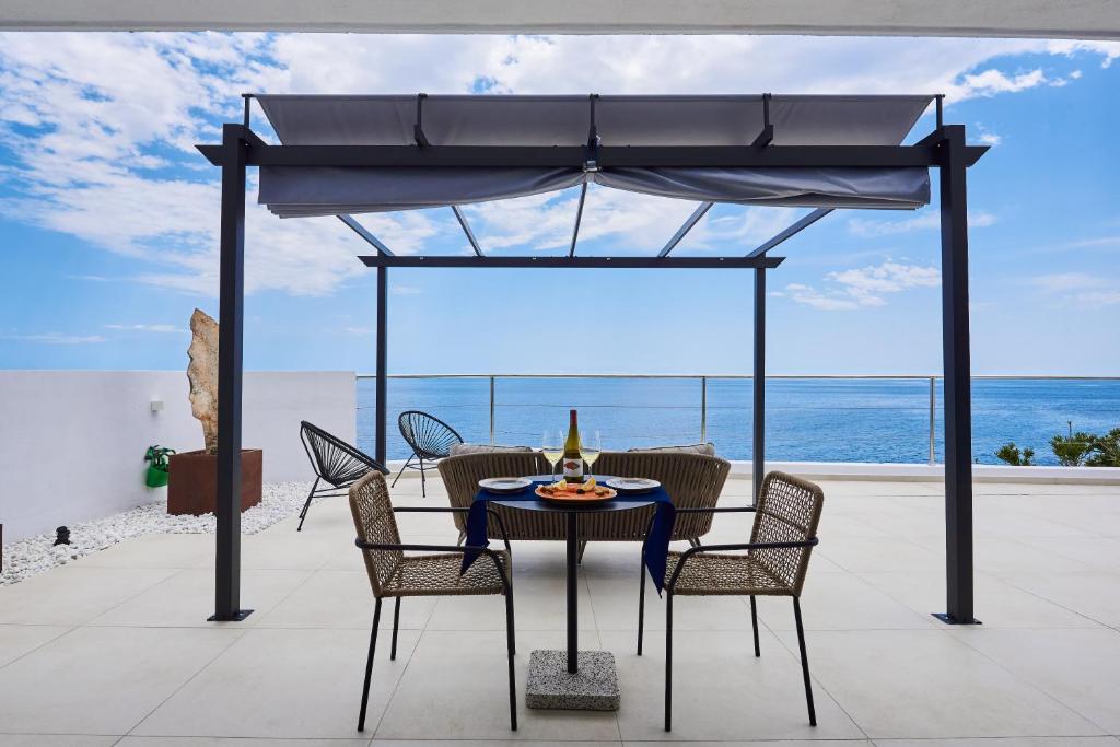 Sunrise on The Ocean 2, Candelaria