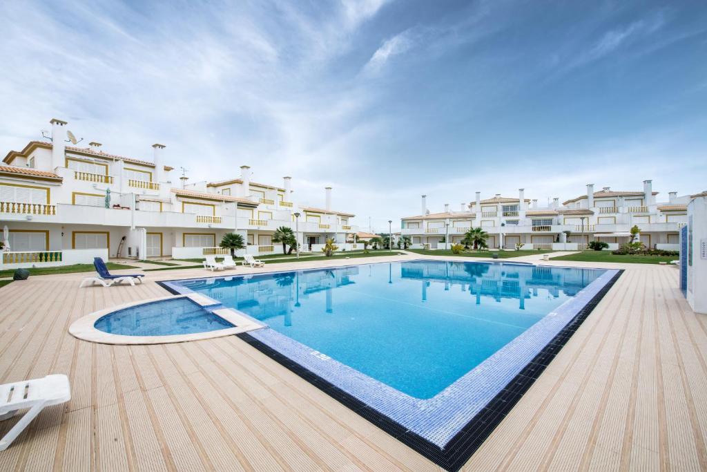 Apt O Monte S by Algarve Villa Holidays, Galé