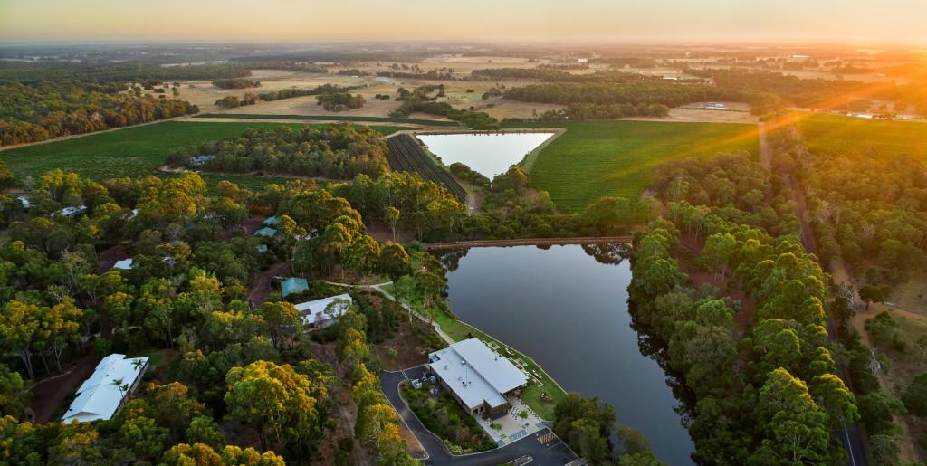 Eight Willows Retreat photo