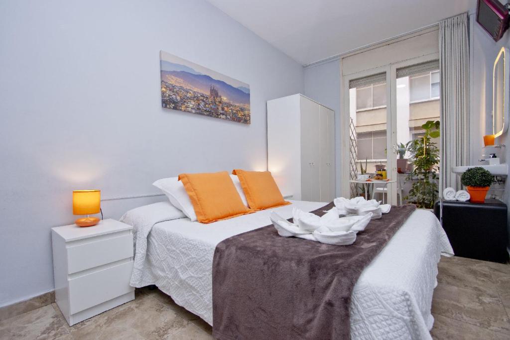 Barcelona City Seven Hostal - 2