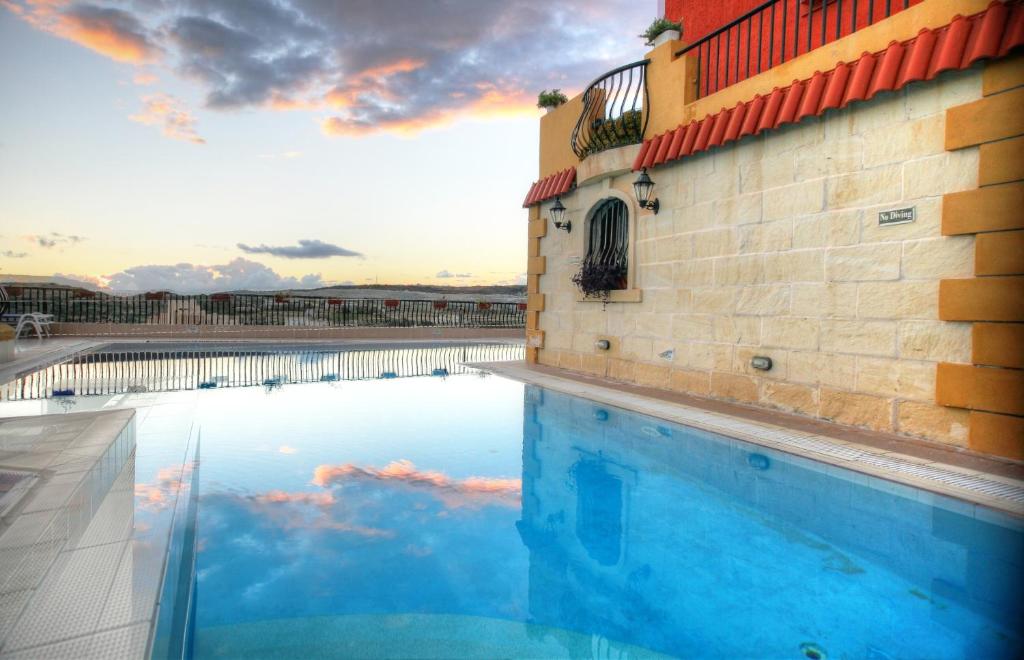 Soreda Hotel — Swimming pool in Qawra, Malta Island