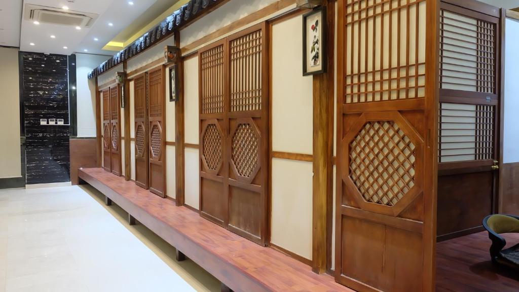 Asian Hotel photo