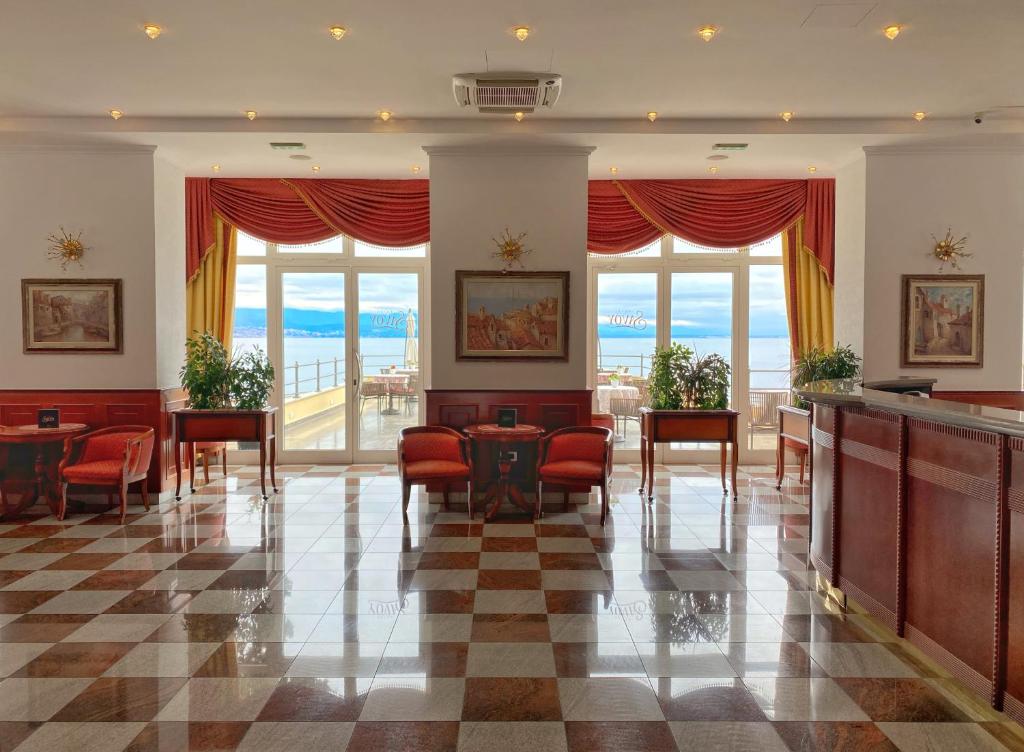 Hotel Savoy photo