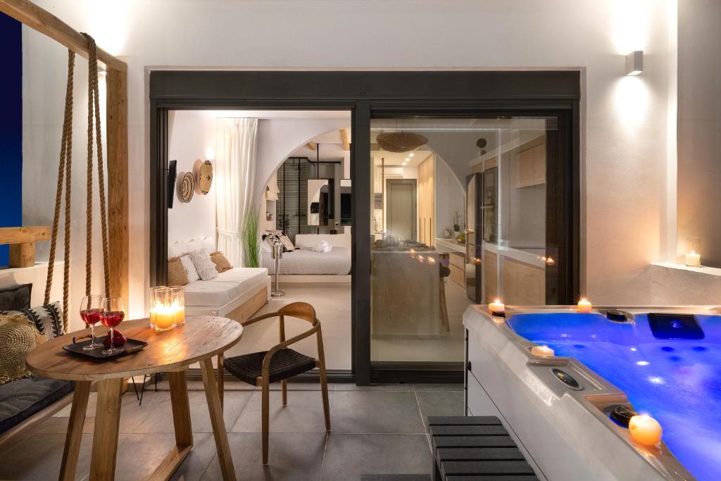 Pefkos Allure Luxury Suites with Jacuzzi in the heart of Pefkos!!! 전경