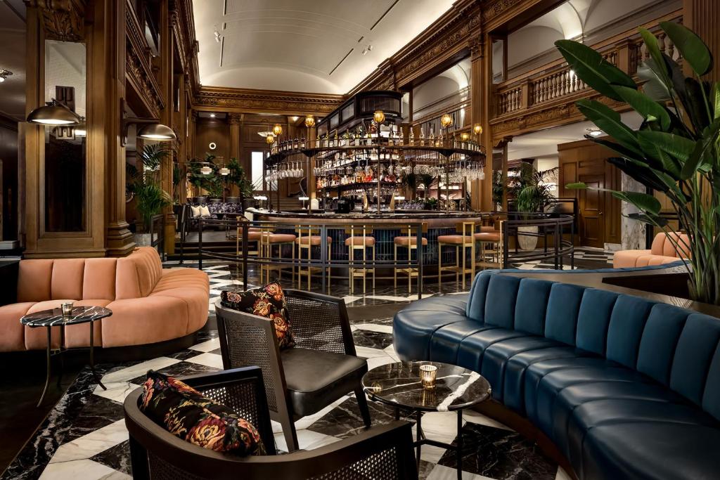 Bar/lounge