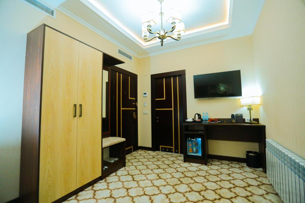 Royal Grand Hotel, Turkistan photo