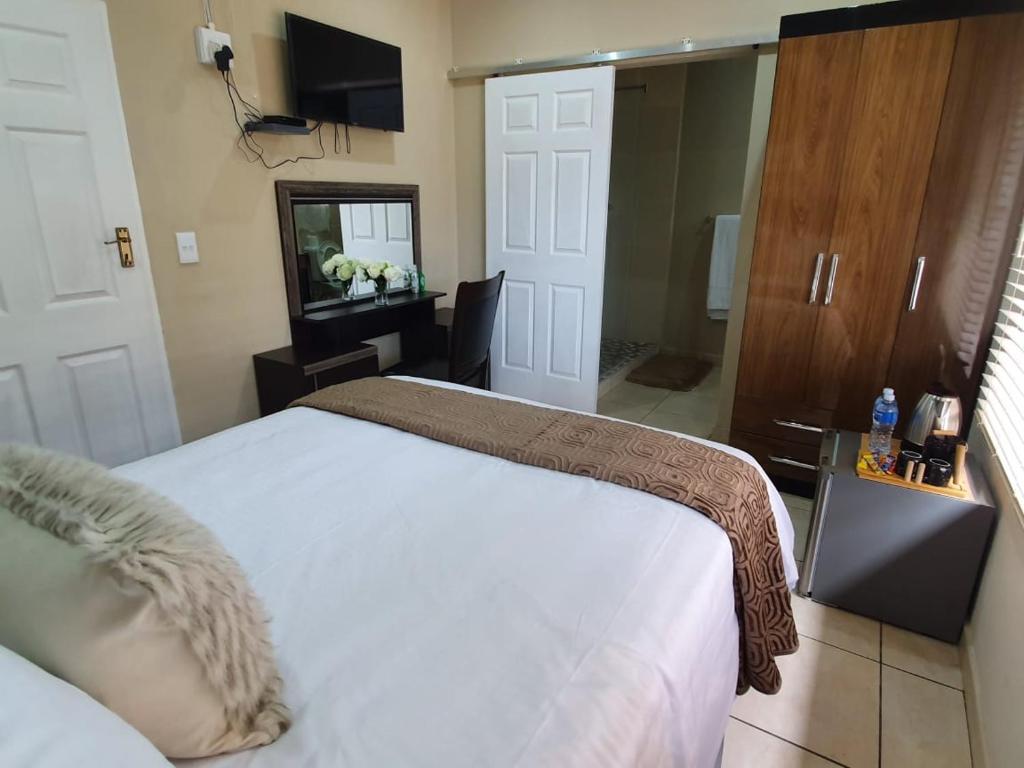 SM Africa Guest House photo