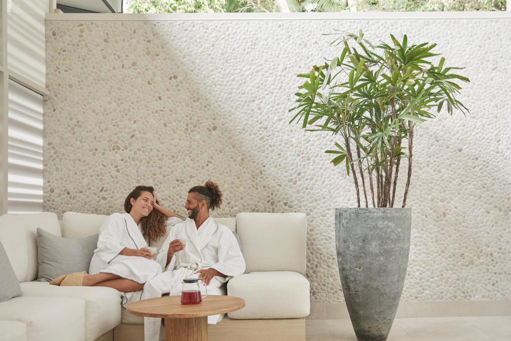 Byron Bay Crystalbrook Byron Additional