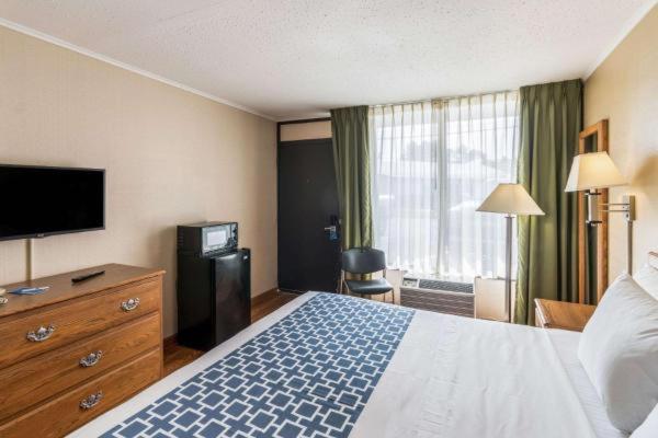 Smart Extended Stay photo