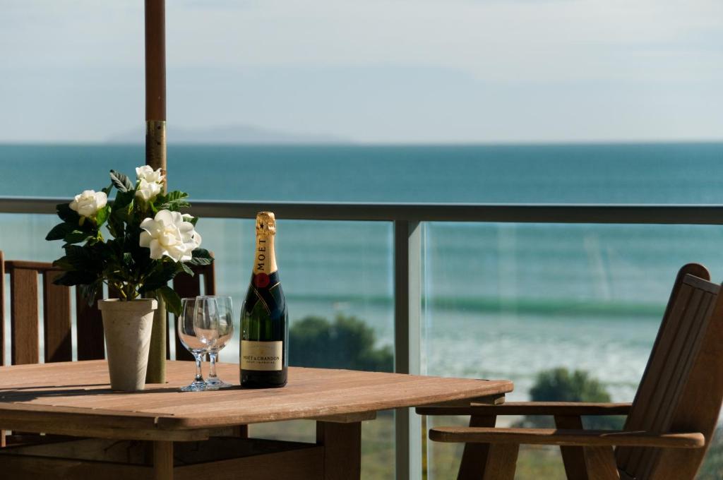 View, The Reef Beachfront Apartments in Tauranga