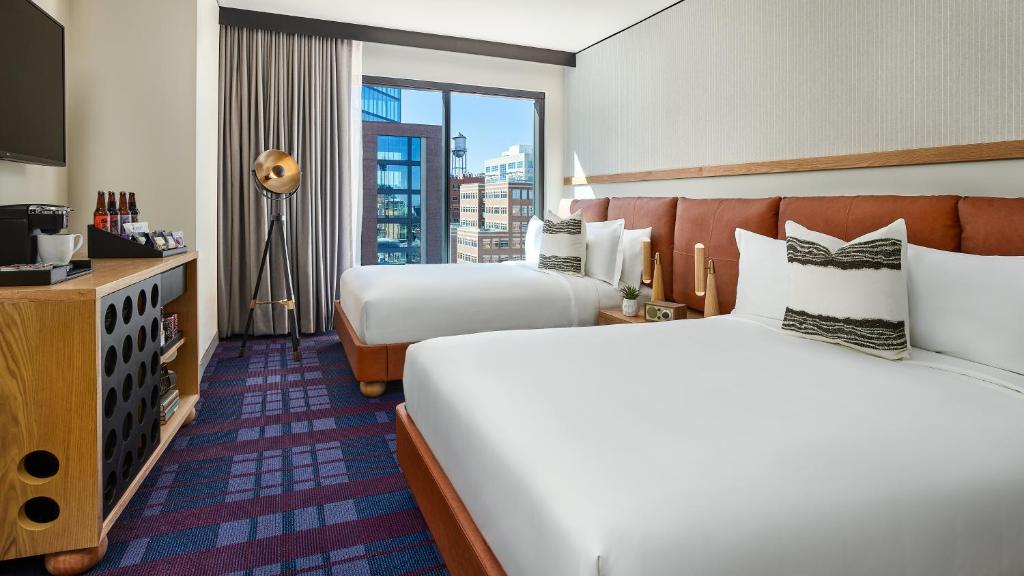 The Rally Hotel at McGregor Square photo