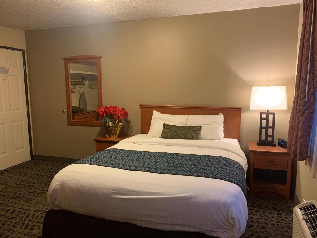 Americas Best Value Inn John Day Photo 16