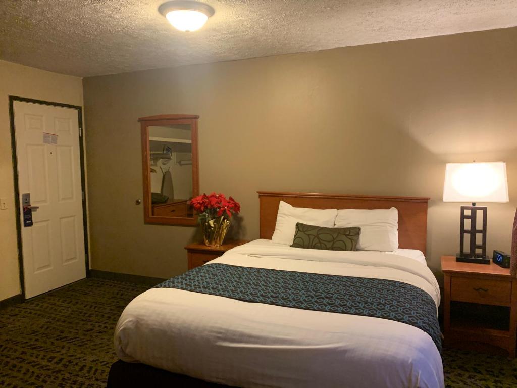 Americas Best Value Inn John Day Photo 29
