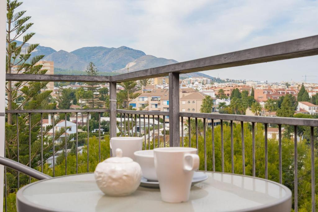 HOLIDAY RENTALS PISCINA, PLAYA PARKING a 5 min caminando del PUERTO DE BENALMADENA - 3