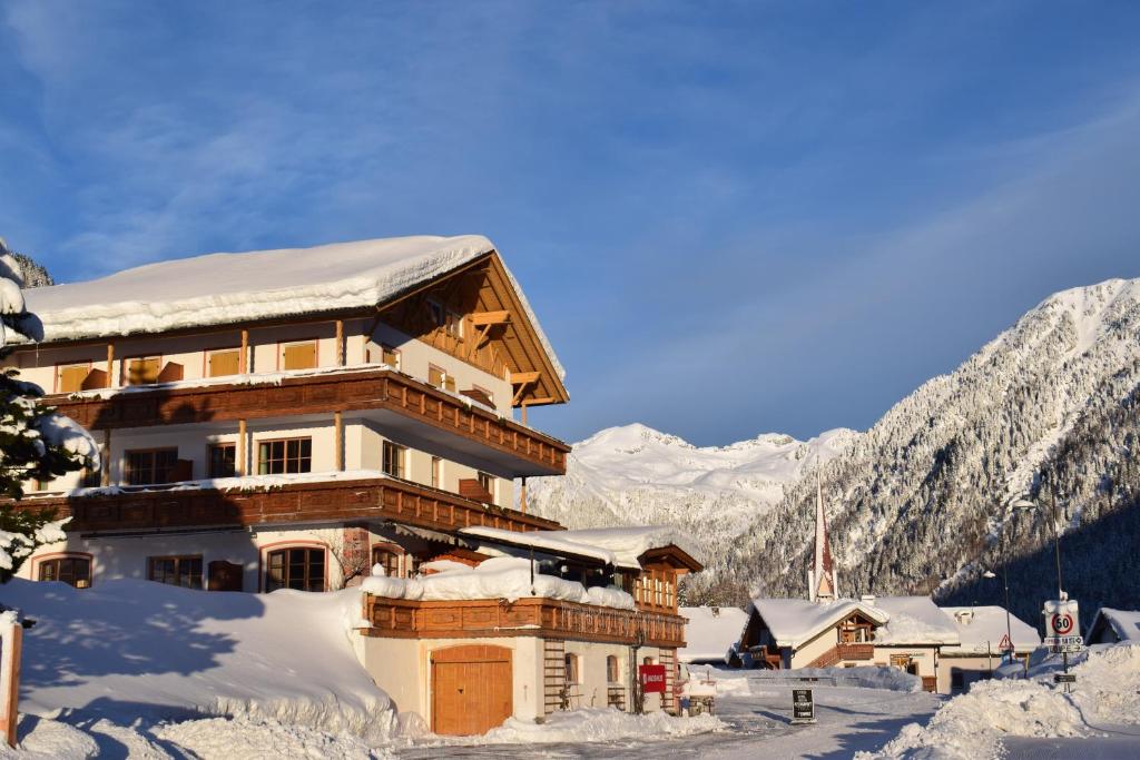 Penserhof - Alpine Hotel & Restaurant - 2