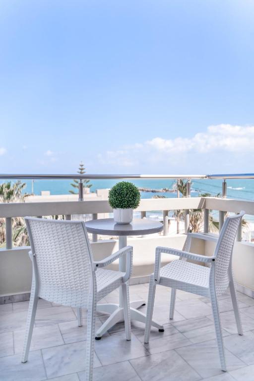 Kalamaki Mare Suites photo