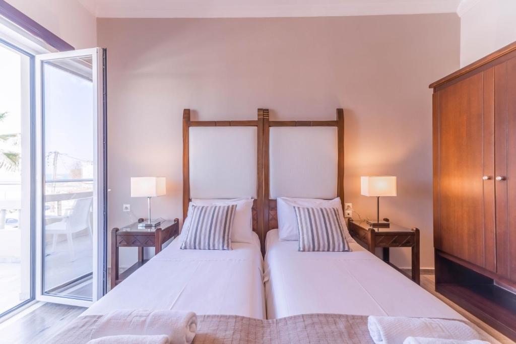 Kalamaki Mare Suites photo