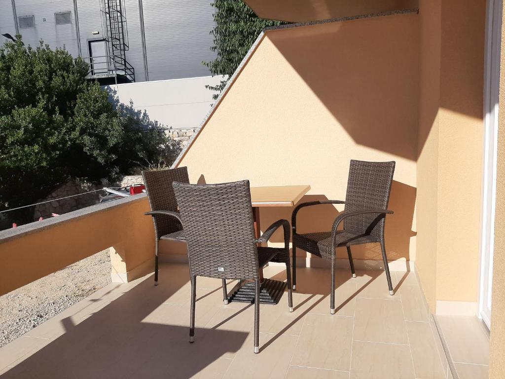 Apartments EDO, Novalja