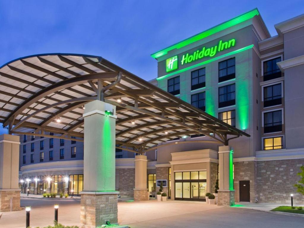 Holiday Inn Clarksville Northeast photo