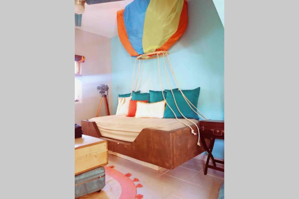 Sol-O-Cien Estrella No Check Out Chores, Rosarito