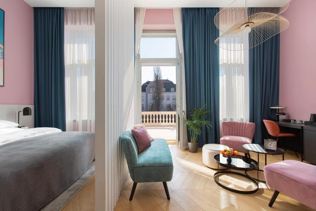 Alice Hotel photo