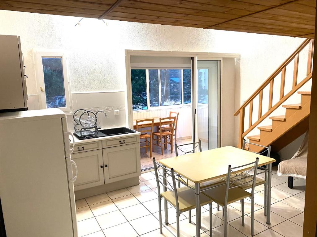 Studio mezzanine St pierre la mer - 2