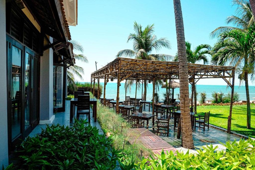 Muine Century Beach Resort & Spa
