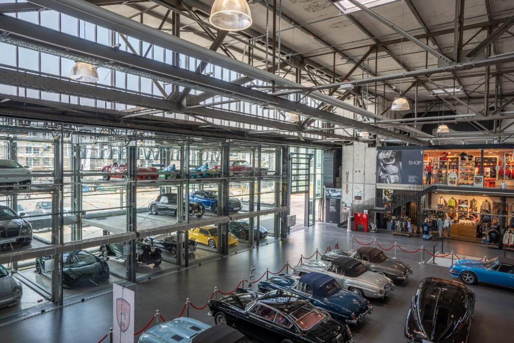V8 Hotel Köln at MOTORWORLD — Attractions in the area in Cologne, North Rhine-Westphalia