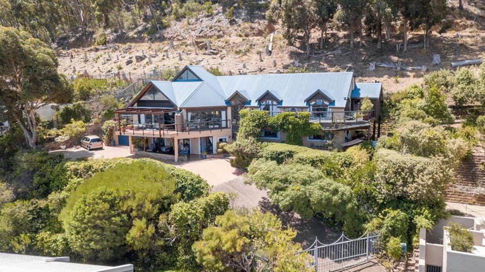 Bayview Mountain Seafacing Cottages photo