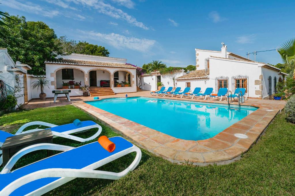 Villa Juniper by Villa Plus, Jávea