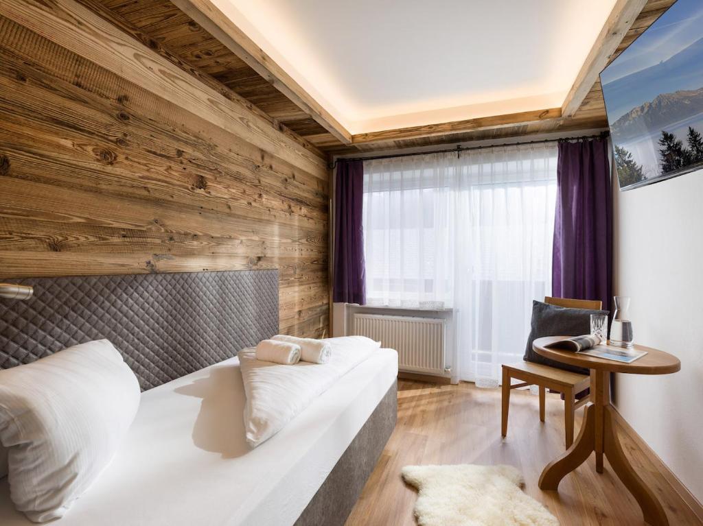 Tennenwirt Guesthouse photo