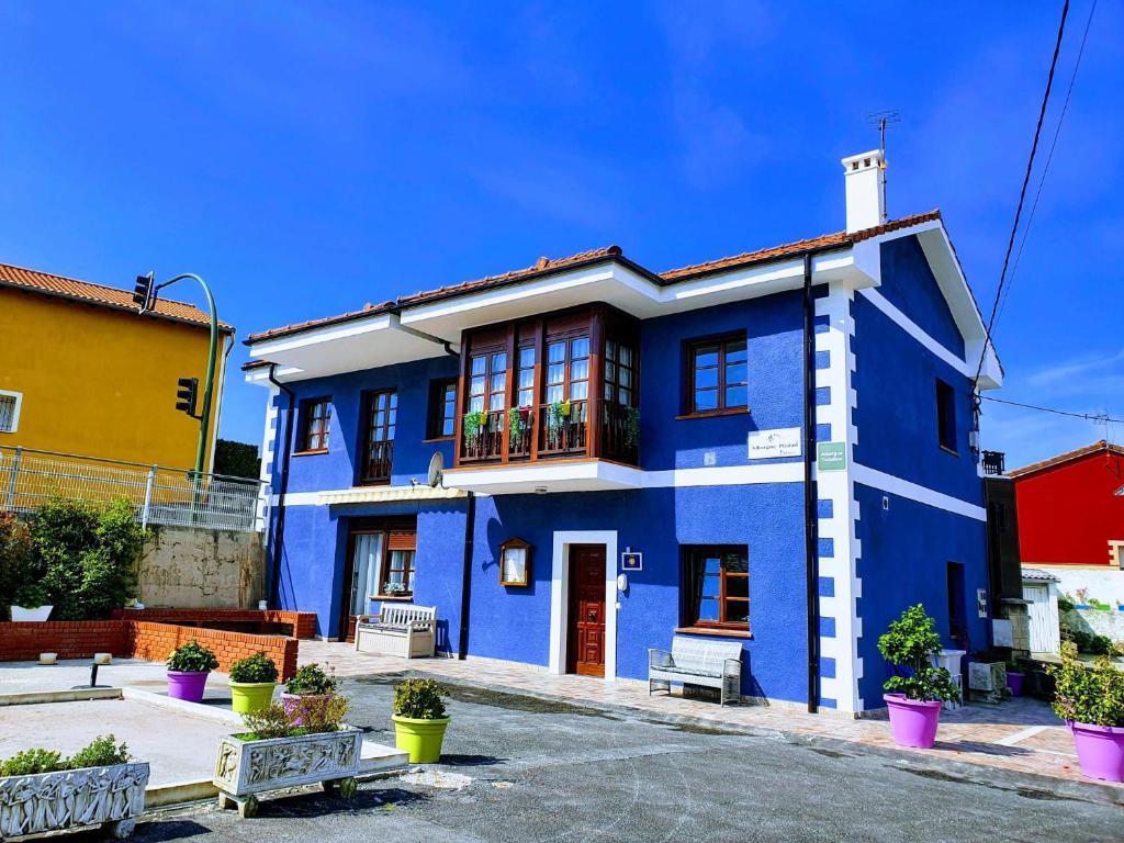 Albergue Piedad — Hotel in Vioño